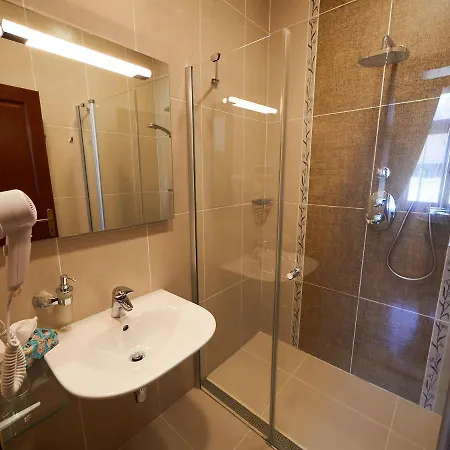 Hradna Straz Hotel&apartments S Privatnym Wellness Hotel 4*