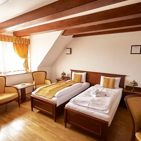 Hotel Hradná Stráž Hotel&apartments S Privátnym Wellness