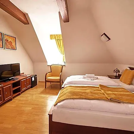 Hotel Hradna Straz Hotel&apartments S Privatnym Wellness 4*