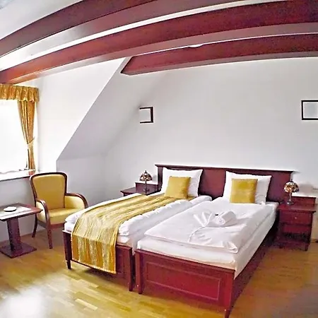 Hotel Hradna Straz Hotel&apartments S Privatnym Wellness 4*
