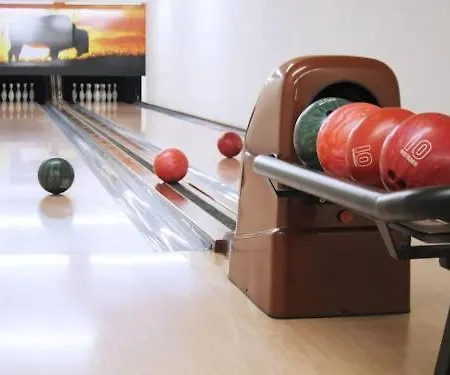 Отель Hradna Straz Hotel&apartments S Privatnym Wellness 4*