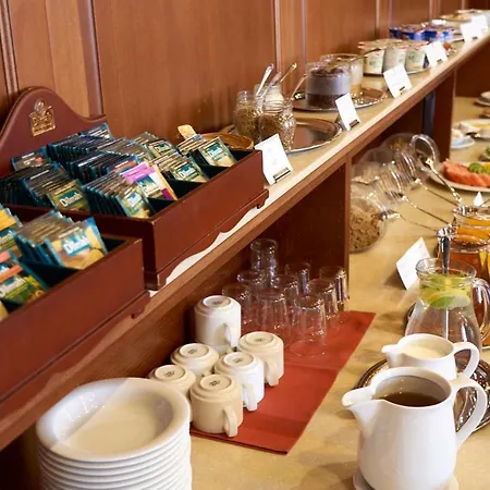 Hotel Hradná Stráž Hotel&apartments S Privátnym Wellness Topoľčianky