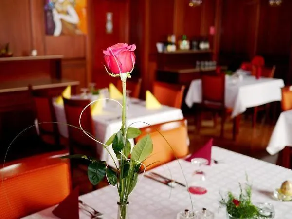 Hradna Straz Hotel&apartments S Privatnym Wellness