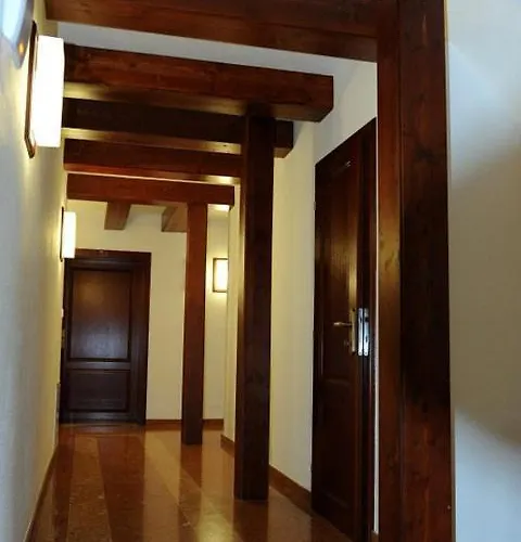Hradna Straz Hotel&apartments S Privatnym Wellness ホテル